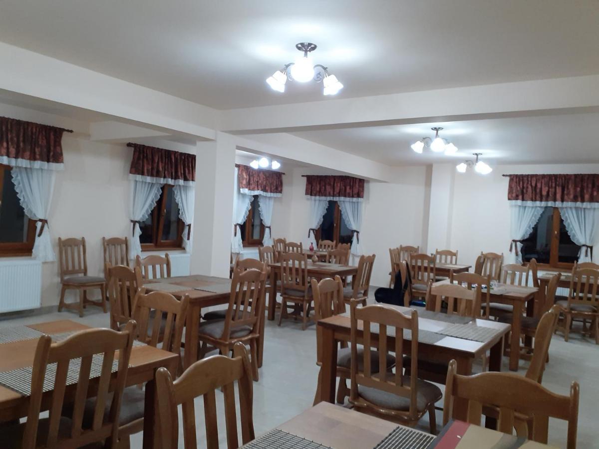 Pensiunea Bradul Dealu Stefanitei Exterior foto